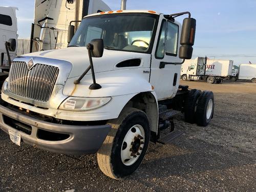 International DURASTAR (4400)