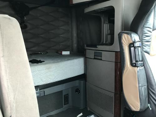 Freightliner CASCADIA