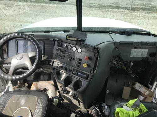 Freightliner COLUMBIA 120