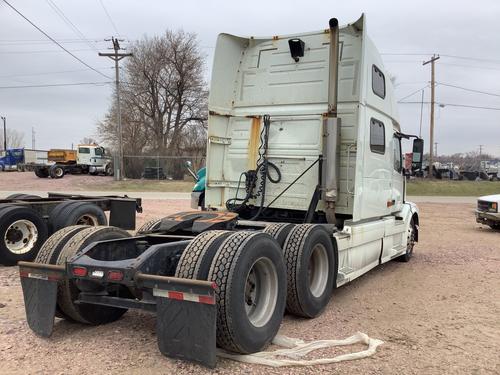 Volvo VNL