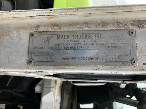 Mack CH