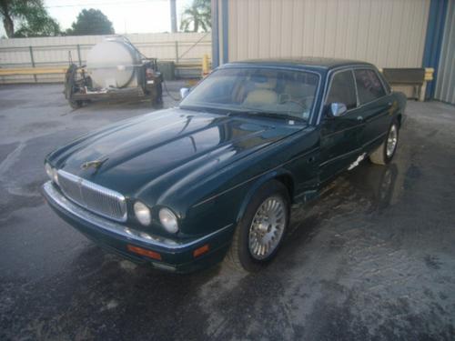 JAGUAR XJ6