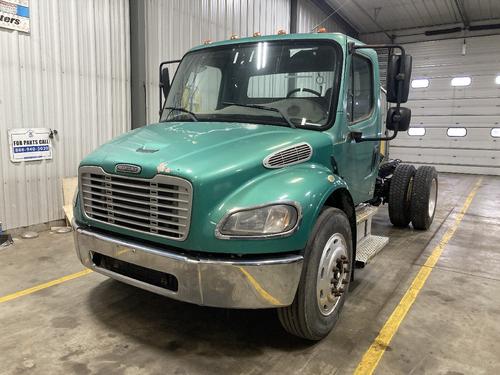 Freightliner M2 106