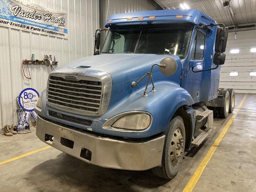 Freightliner COLUMBIA 120