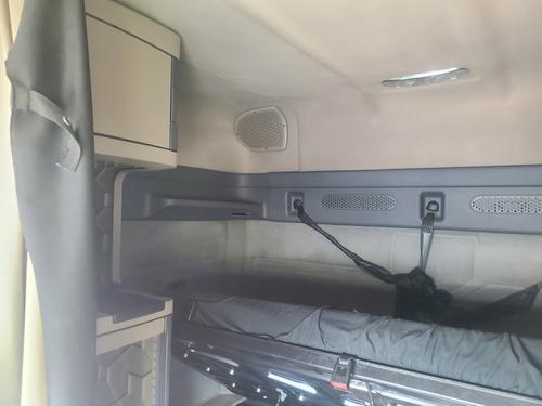 Freightliner CASCADIA