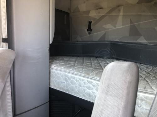 Volvo VNL
