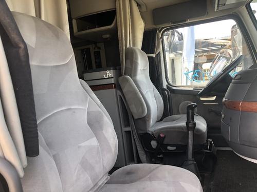 Volvo VNL