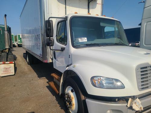 Freightliner M2 106