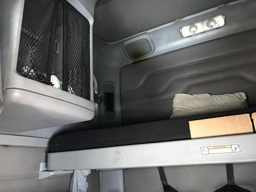 Freightliner COLUMBIA 120