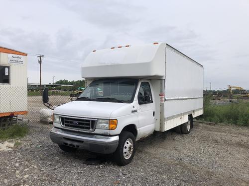 Ford E350 CUBE VAN