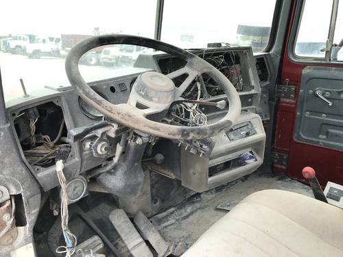 Mack RD600