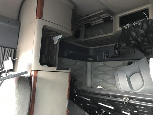 Freightliner CASCADIA