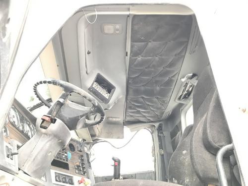 Freightliner 122SD