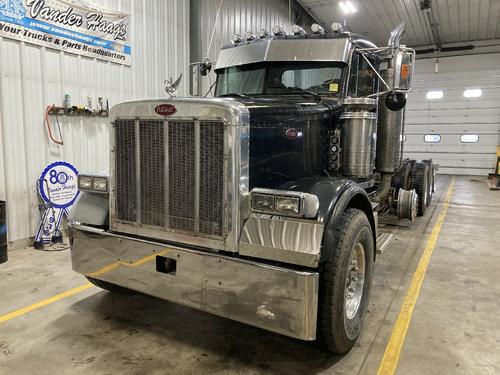 Peterbilt 379