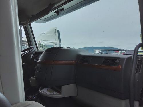 Volvo VNL