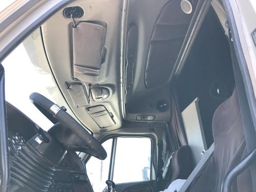 Peterbilt 387