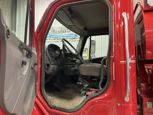 Freightliner M2 106