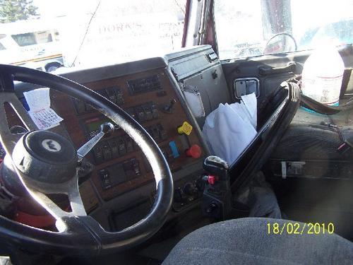 WESTERN STAR TRUCKS 4900E