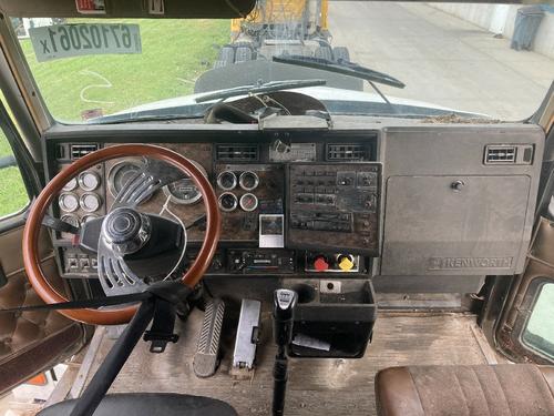 Kenworth T600