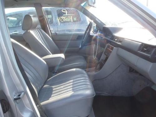 MERCEDES-BENZ MERCEDES 300D