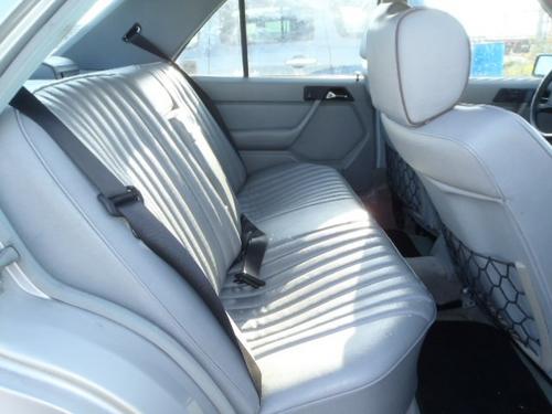 MERCEDES-BENZ MERCEDES 300D