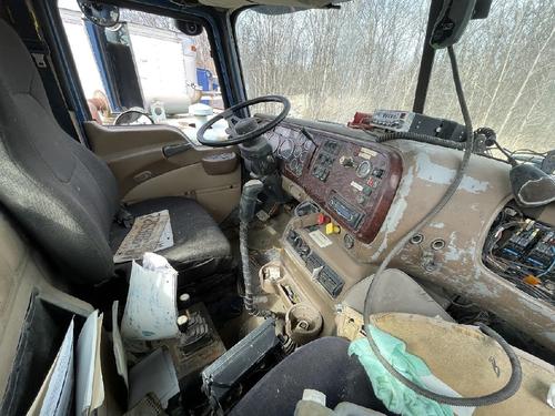MACK CV713 GRANITE