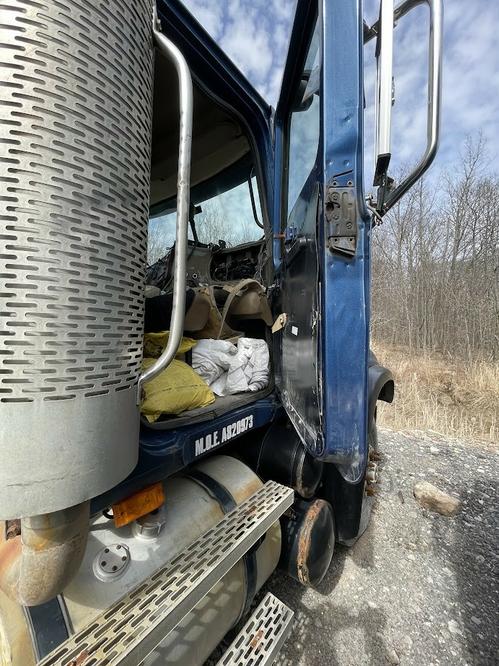 MACK CV713 GRANITE