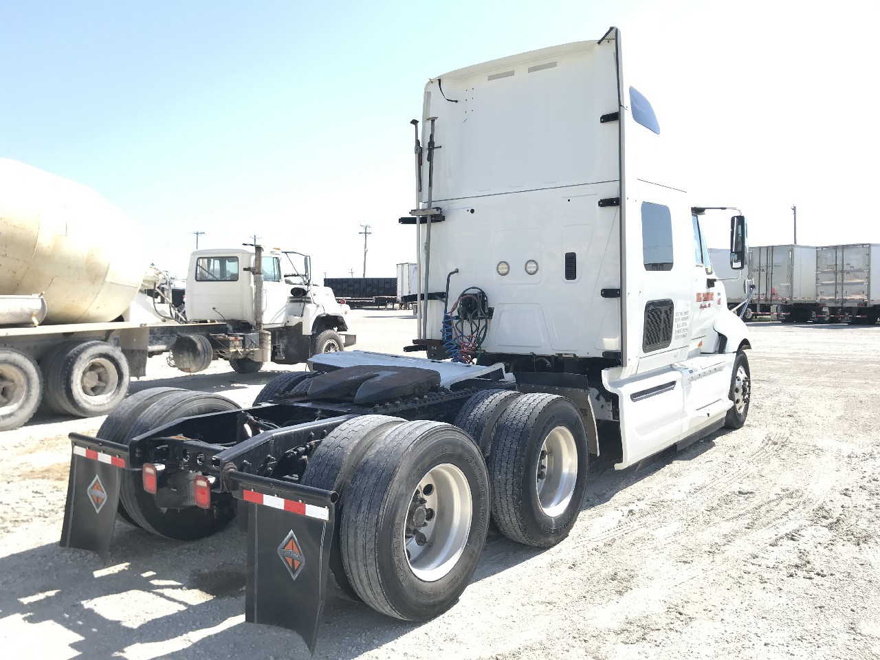 International PROSTAR