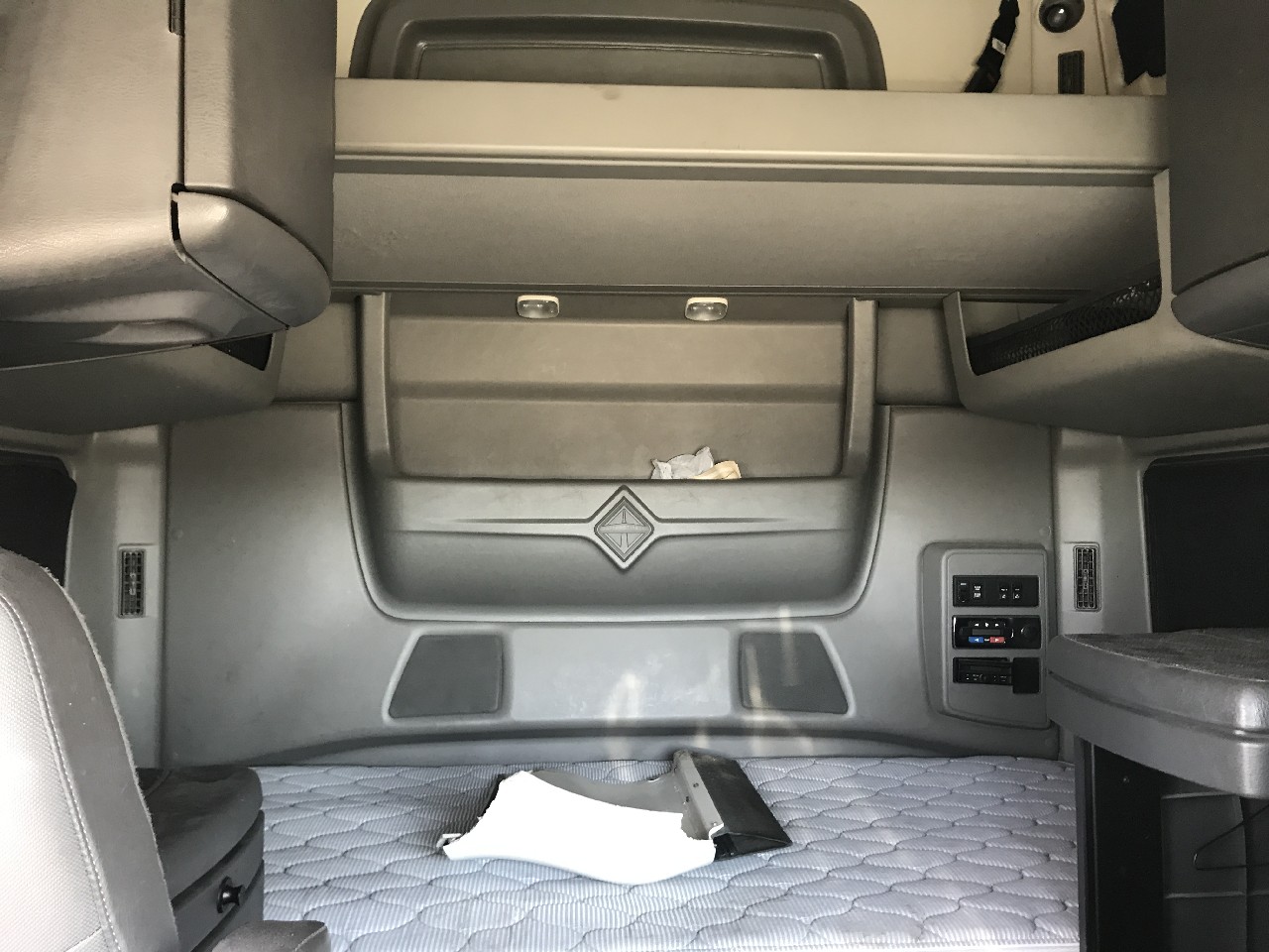 International PROSTAR