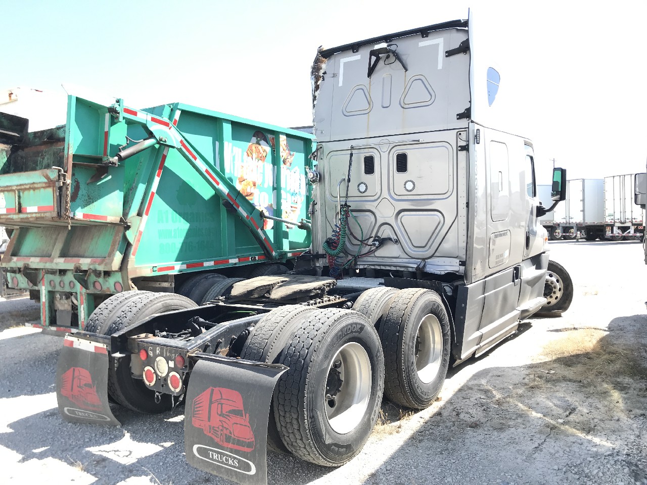 Freightliner CASCADIA