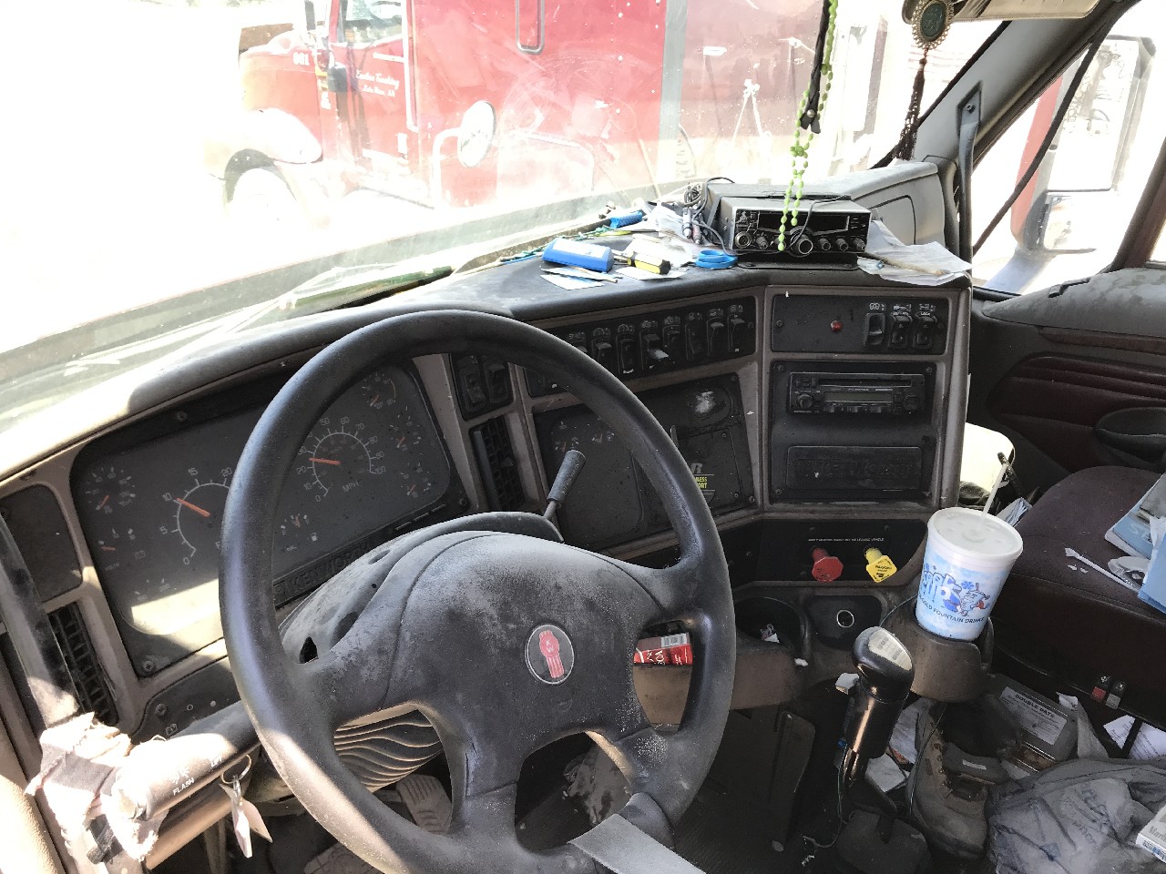 Kenworth T2000