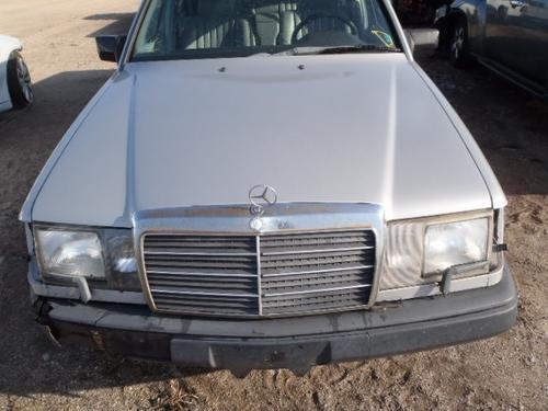 MERCEDES-BENZ MERCEDES 300D