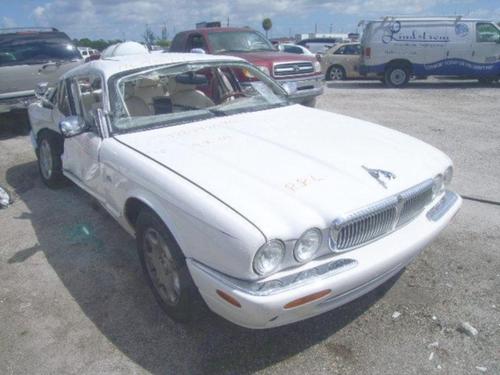JAGUAR XJ8