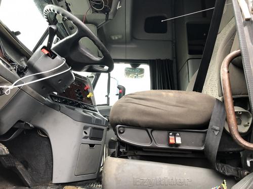 Freightliner COLUMBIA 120