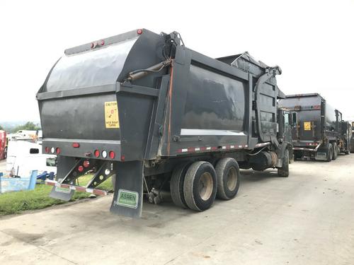 Mack MR (LCF)