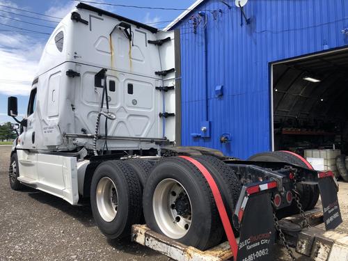Freightliner CASCADIA