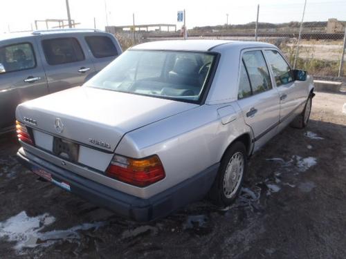 MERCEDES-BENZ MERCEDES 300D