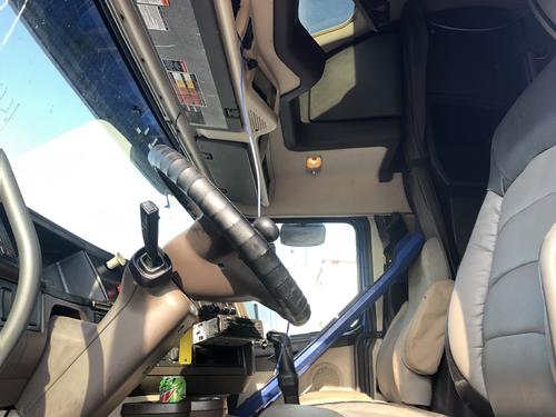 Volvo VNL