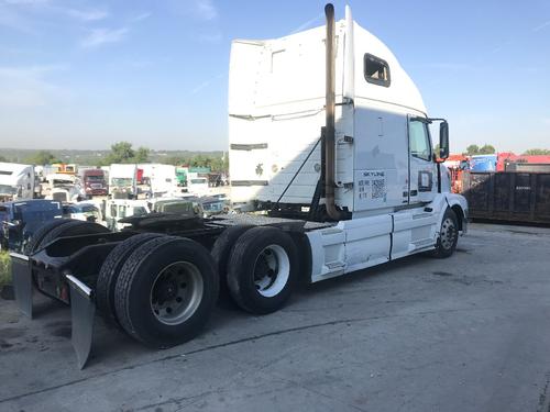 Volvo VNL