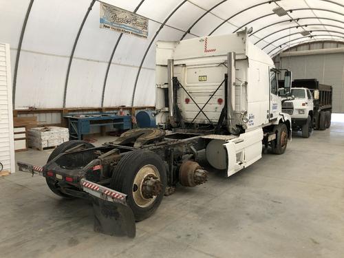 Volvo VNL