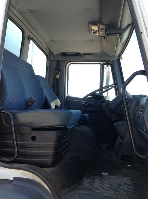 PETERBILT 270 LCF