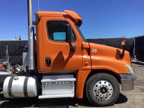 FREIGHTLINER CASCADIA