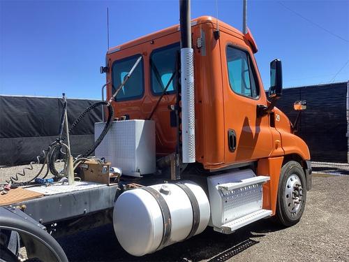 FREIGHTLINER CASCADIA