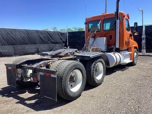 FREIGHTLINER CASCADIA