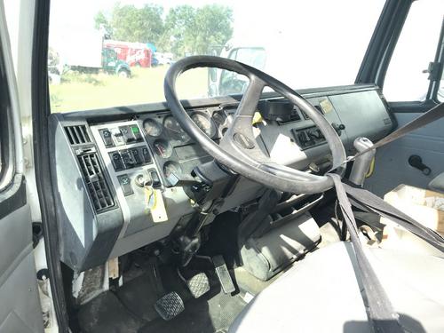 Freightliner FL106