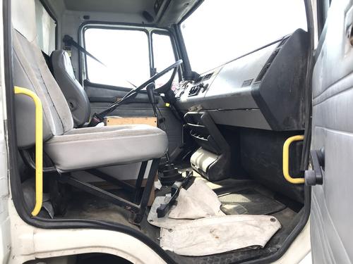 Freightliner FL106