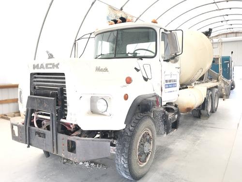 Mack DM600