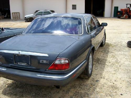JAGUAR XJ8
