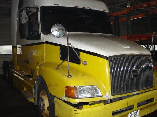 VOLVO VNL
