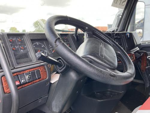Volvo VNL